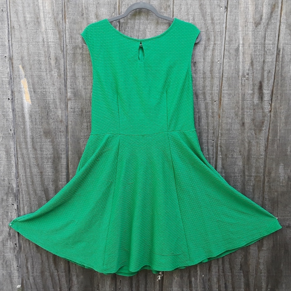 Green Keyhole Neckline Dress